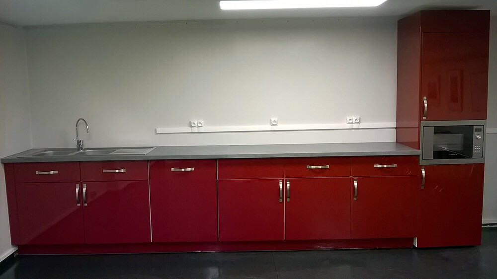 Aménagement de l'espace cuisine dans les loges de l'Arc, salle de spectacle du Creusot (71)